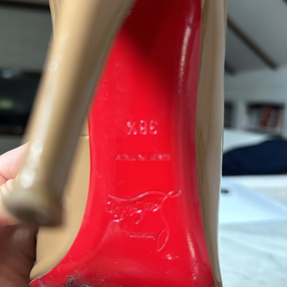 Christian Louboutin Nude with Red Bottom Heels - Picture 3 of 6